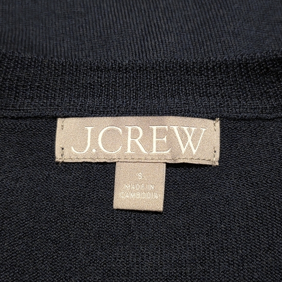 J. Crew Carolyn Fitted Crewneck Merino Wool Sweater in Navy Size Small - Picture 4 of 4